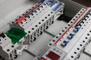 Read more about the article Complete Circuit Breakers Guide: How to Choose MCB and MCCB Correctly